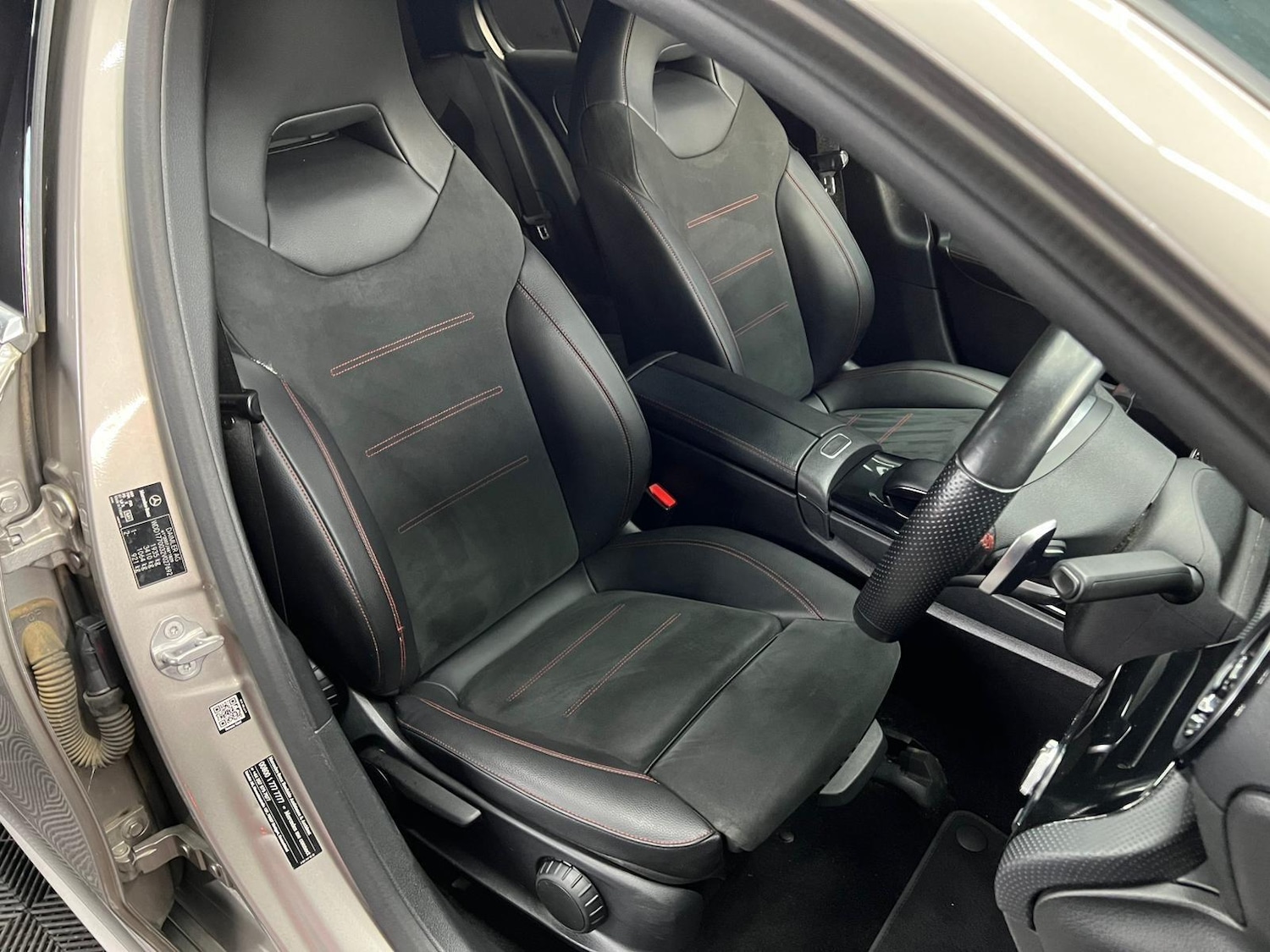 Used Mercedes-Benz A-Class 2019 for sale - 76645368: Photo 21