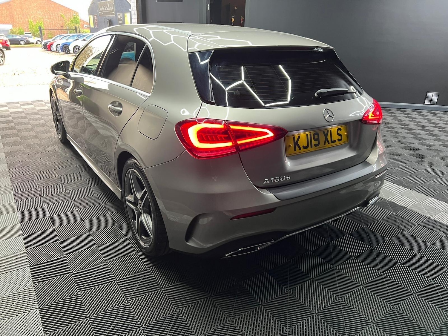 Used Mercedes-Benz A-Class 2019 for sale - 76645368: Photo 7