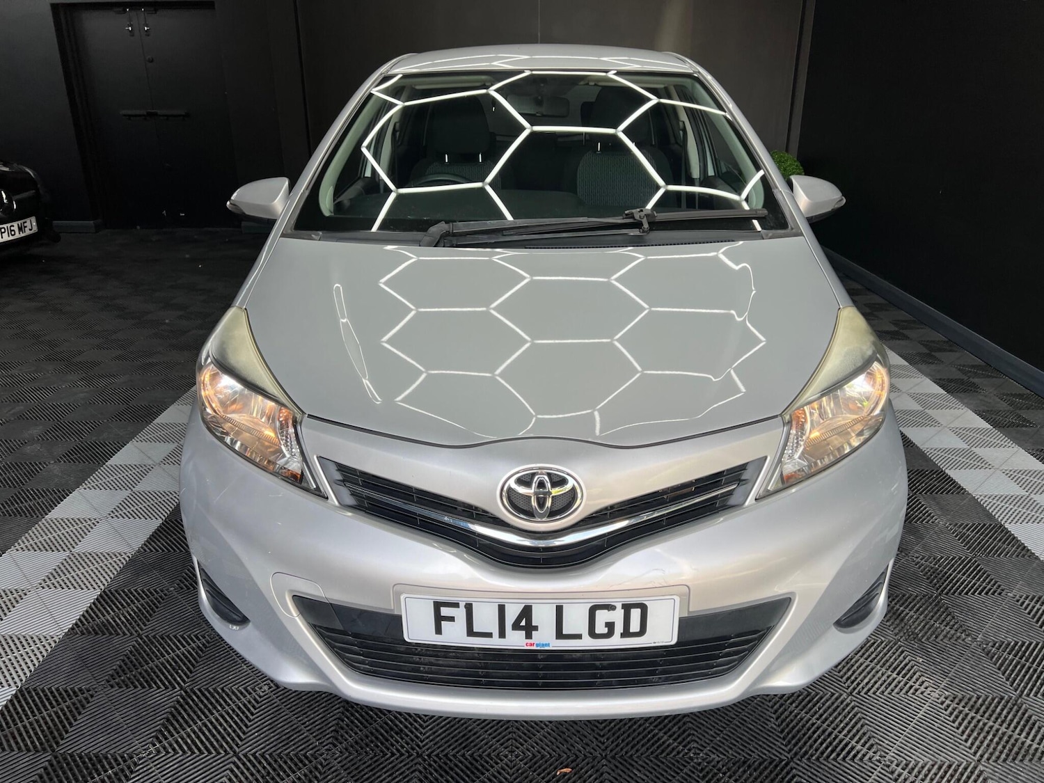 Used Toyota Yaris 2014 for sale - 76781089: Photo 11