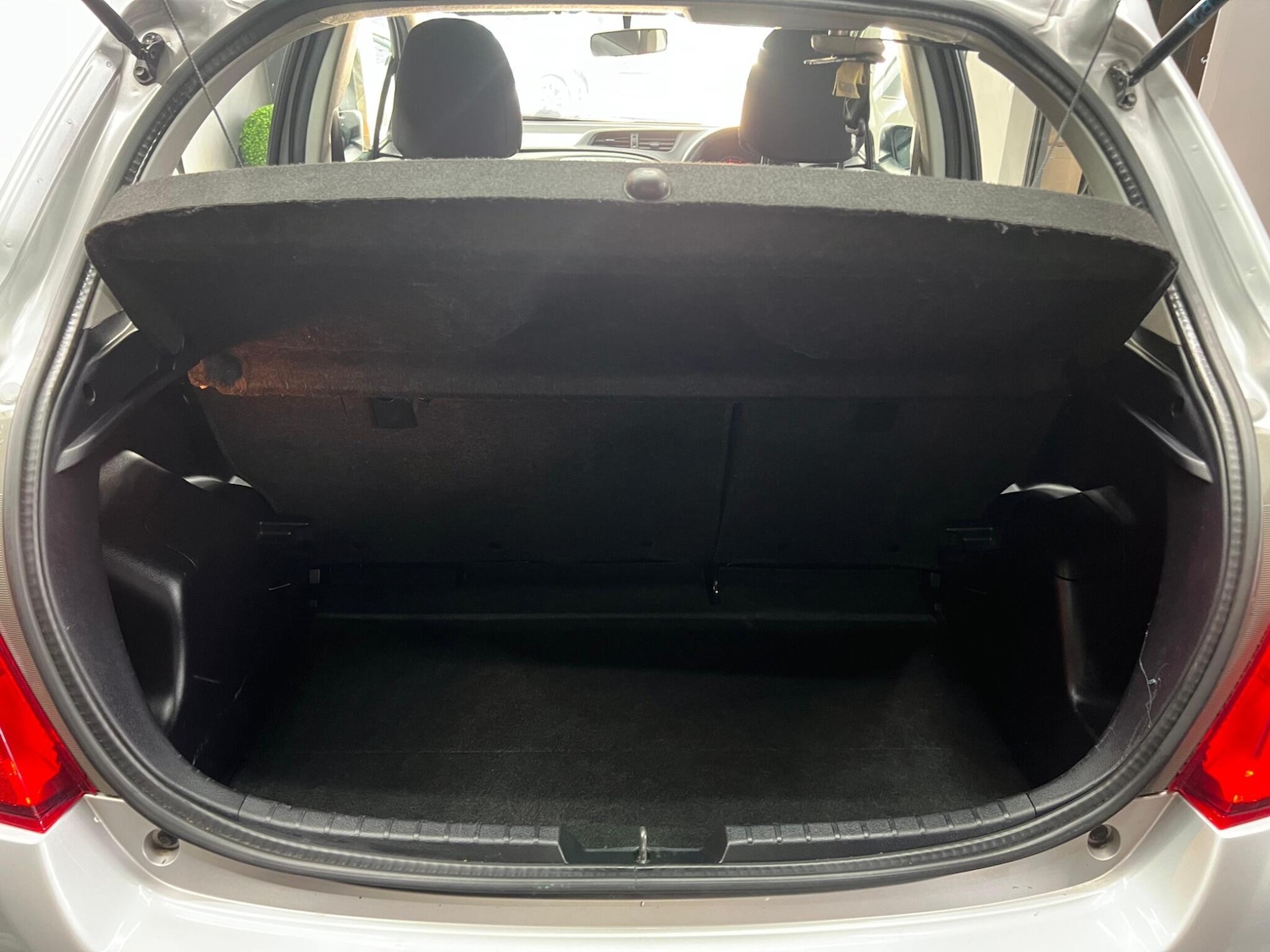 Used Toyota Yaris 2014 for sale - 76781089: Photo 43