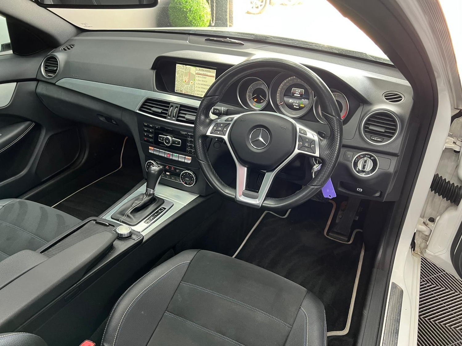 Used Mercedes-Benz C Class 2015 for sale - 76647472: Photo 13