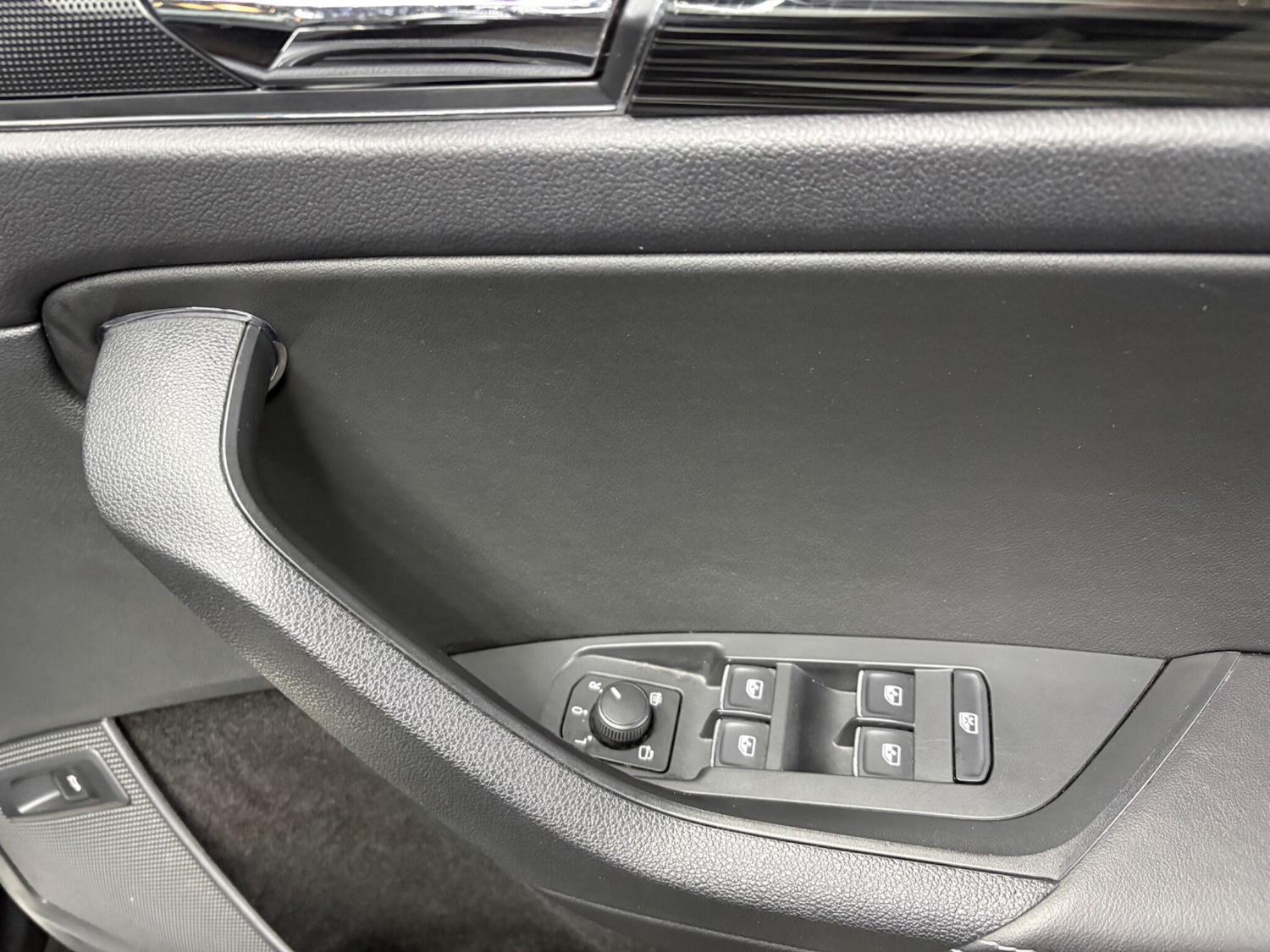 Used BMW 5 Series 2018 for sale - 77411443: Photo 34