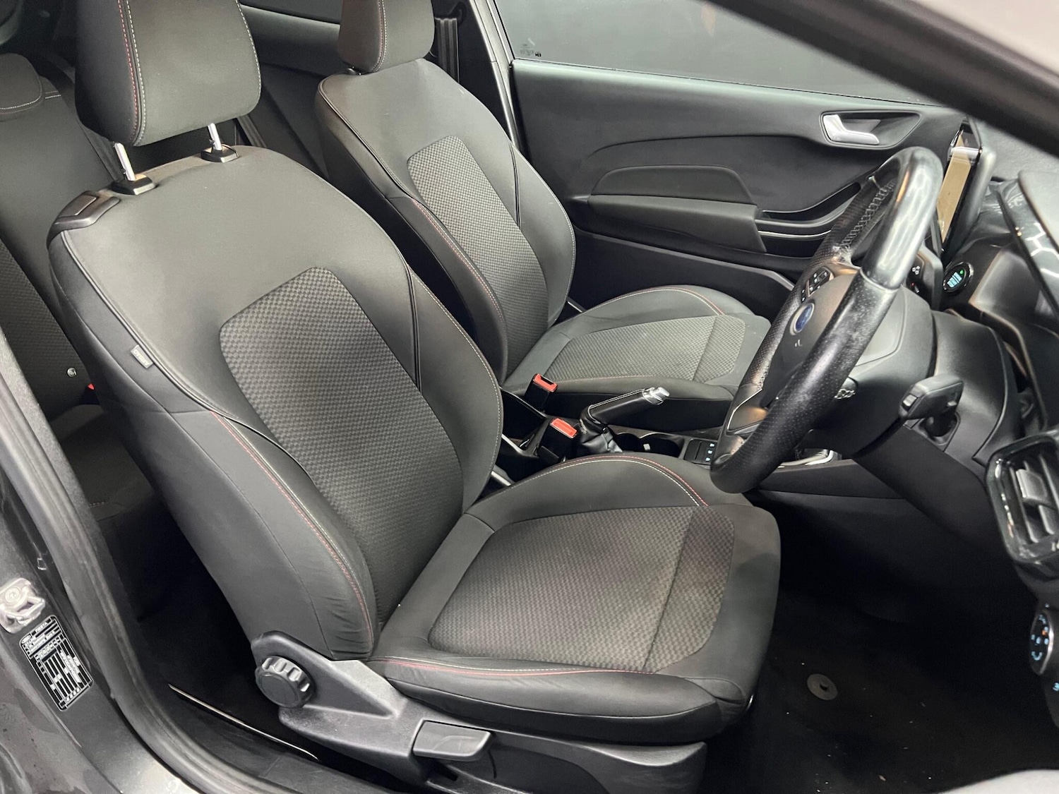 Used Ford Fiesta 2018 for sale - 76988314: Photo 24