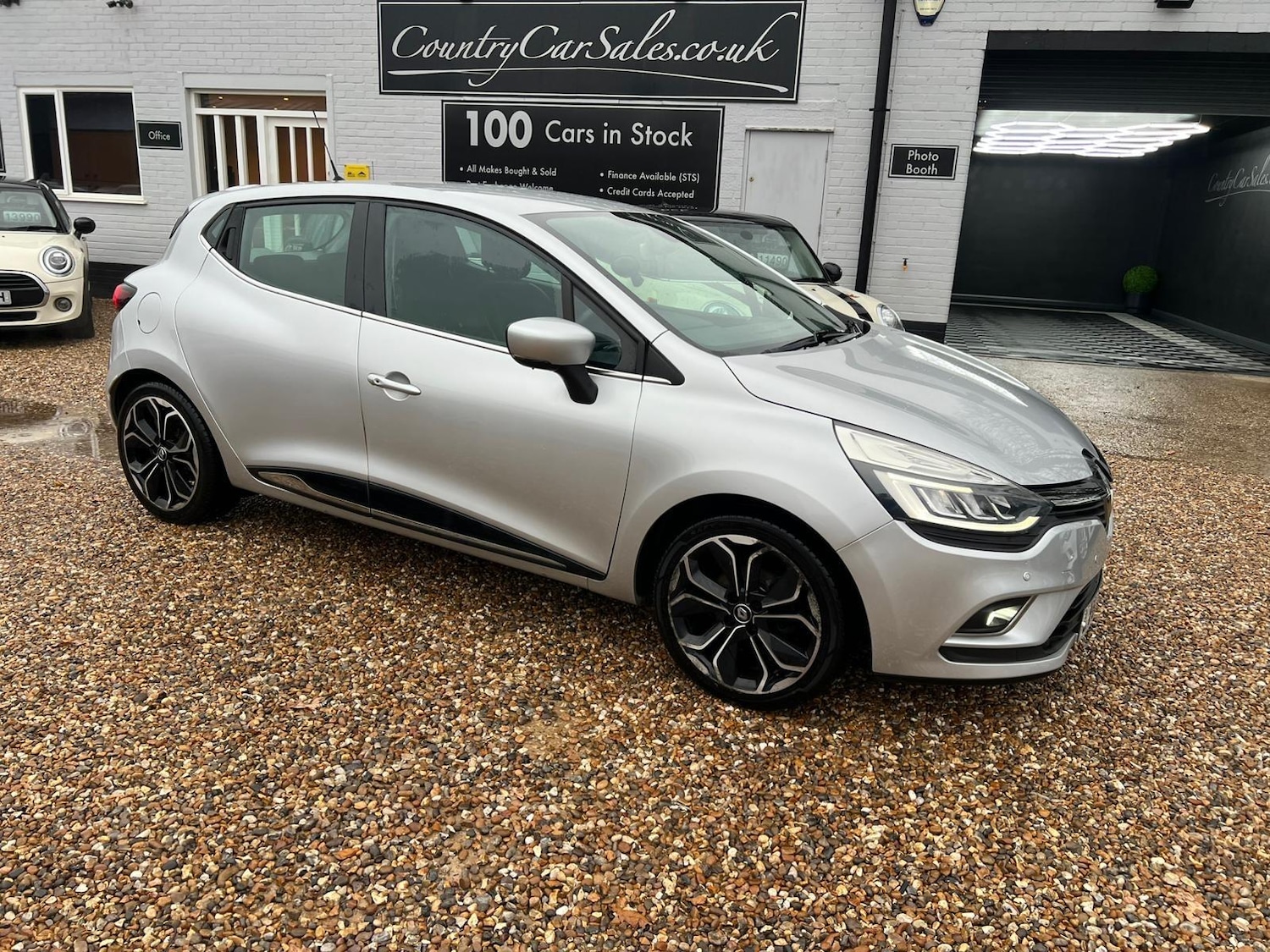 Used Renault Clio 2016 for sale - 76647466: Photo 11