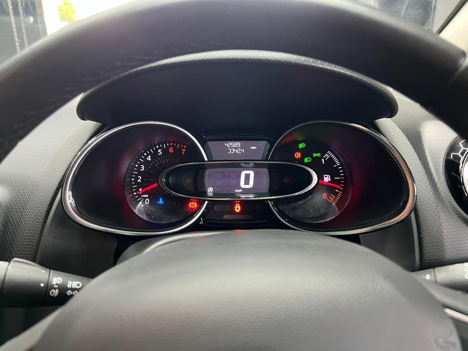 Used Renault Clio 2016 for sale - 76647466: Photo 35