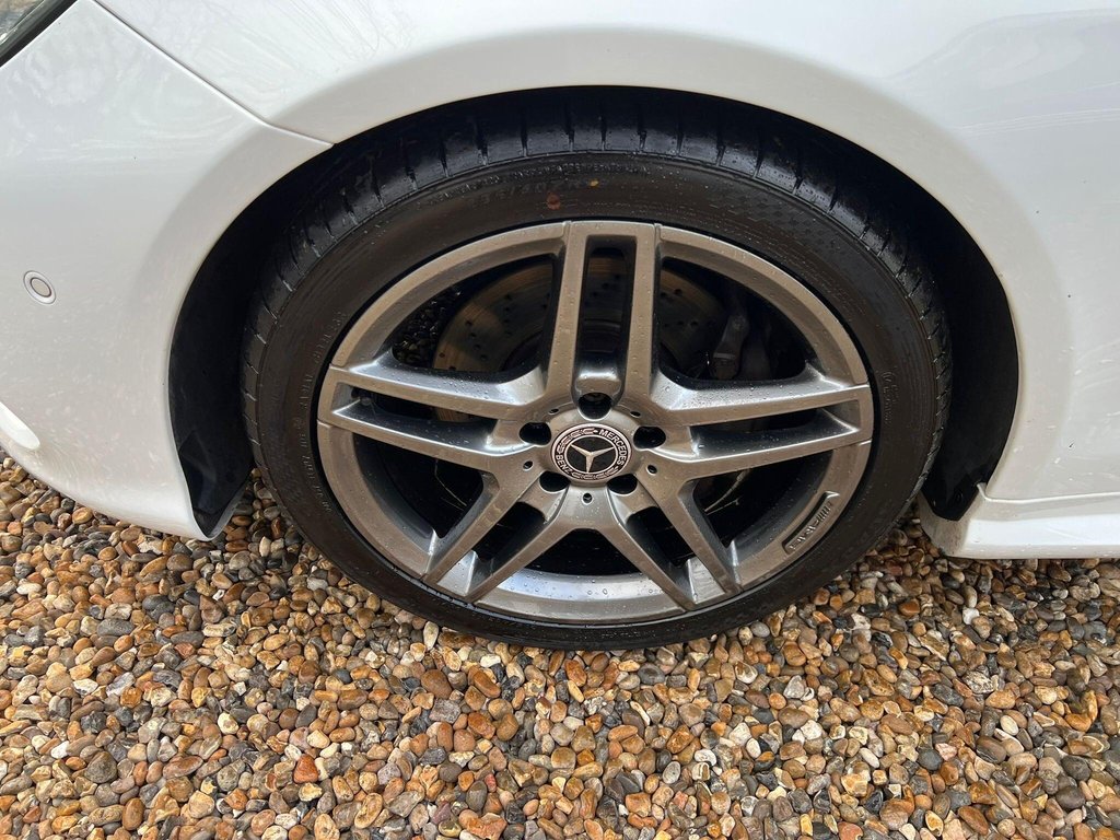 Used Mercedes-Benz E Class 2013 for sale - 77729889: Photo 31