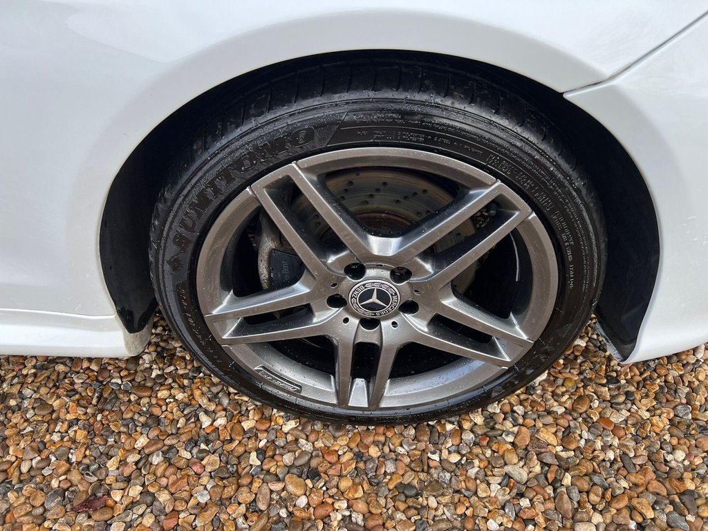 Used Mercedes-Benz E Class 2013 for sale - 77729889: Photo 33