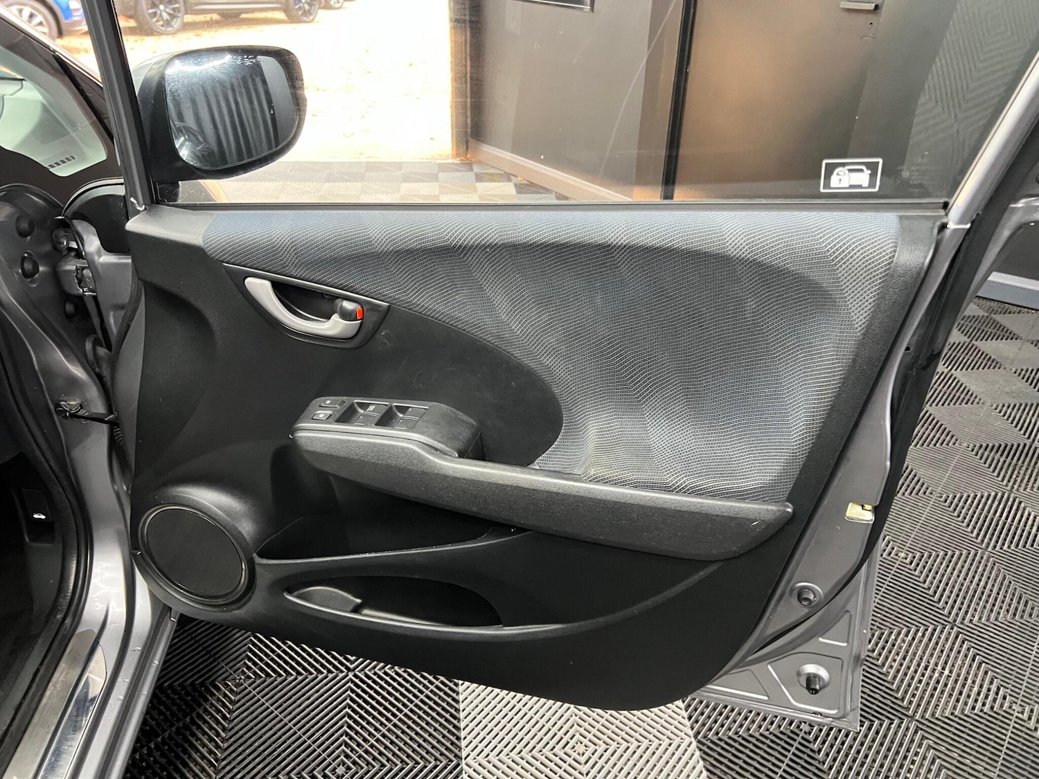 Used Honda Jazz 2009 for sale - 76647446: Photo 40