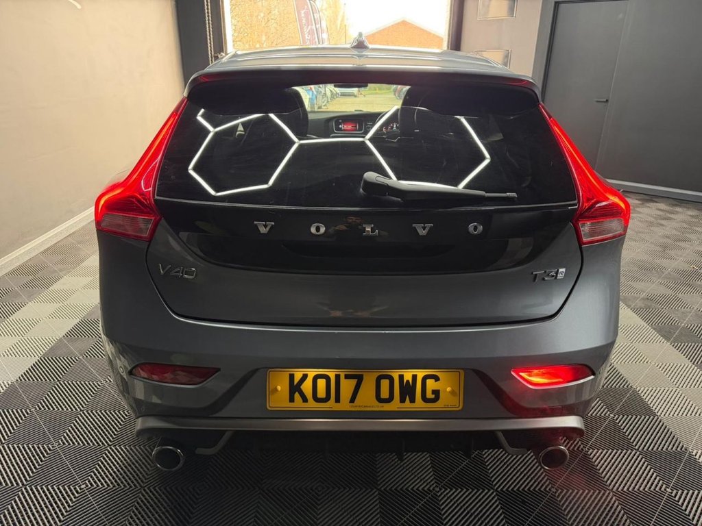 Used Volvo V40 2017 for sale - 77981596: Photo 10