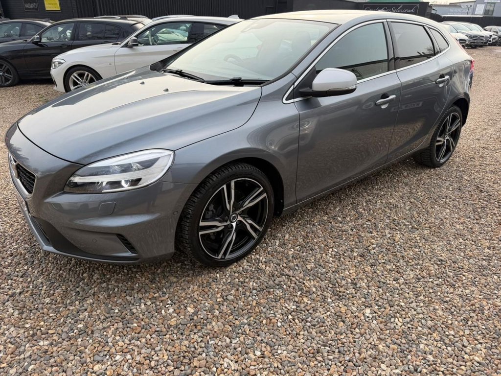 Used Volvo V40 2017 for sale - 77981596: Photo 12