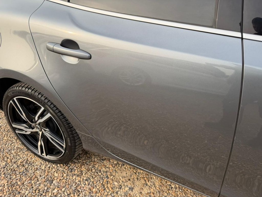 Used Volvo V40 2017 for sale - 77981596: Photo 20