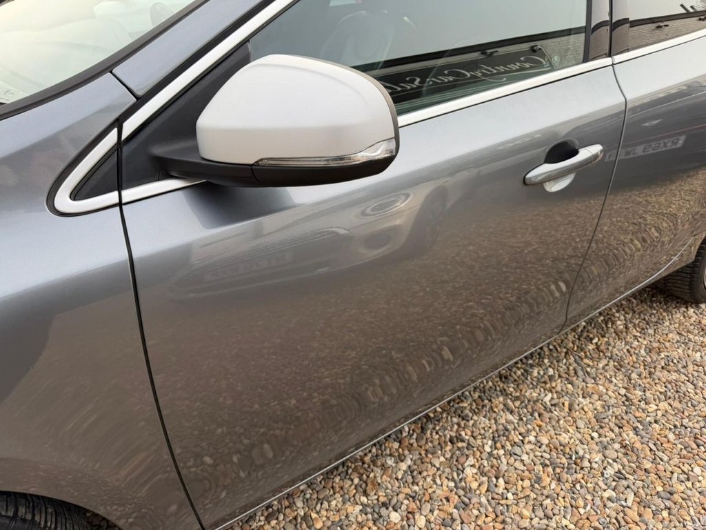 Used Volvo V40 2017 for sale - 77981596: Photo 22