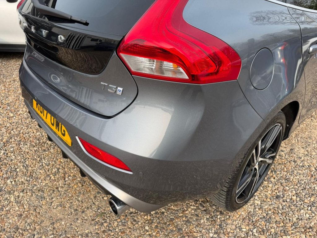 Used Volvo V40 2017 for sale - 77981596: Photo 23