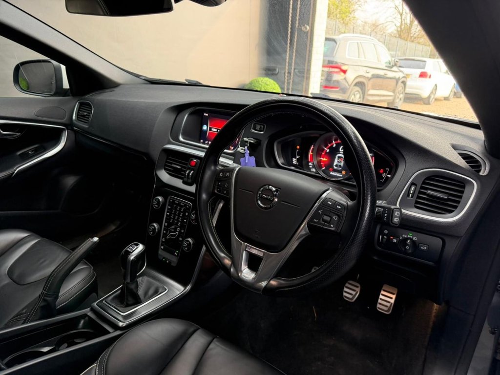 Used Volvo V40 2017 for sale - 77981596: Photo 26