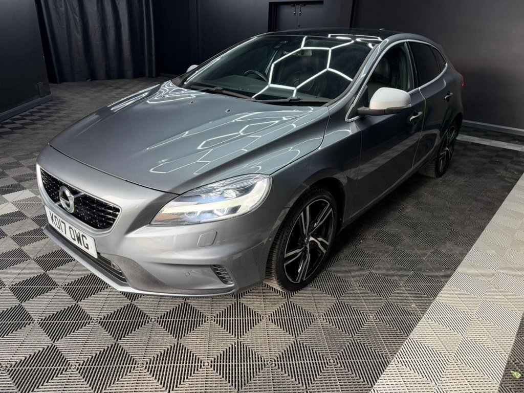 Used Volvo V40 2017 for sale - 77981596: Photo 7