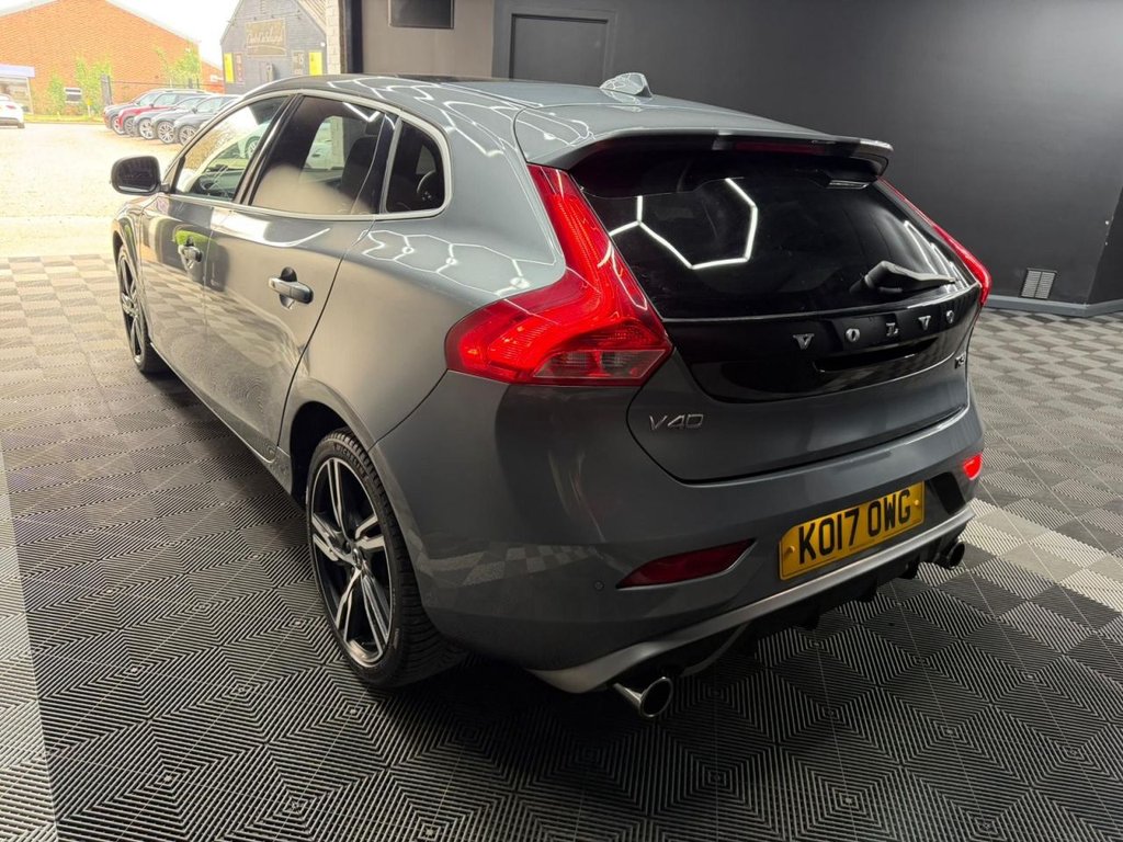 Used Volvo V40 2017 for sale - 77981596: Photo 8