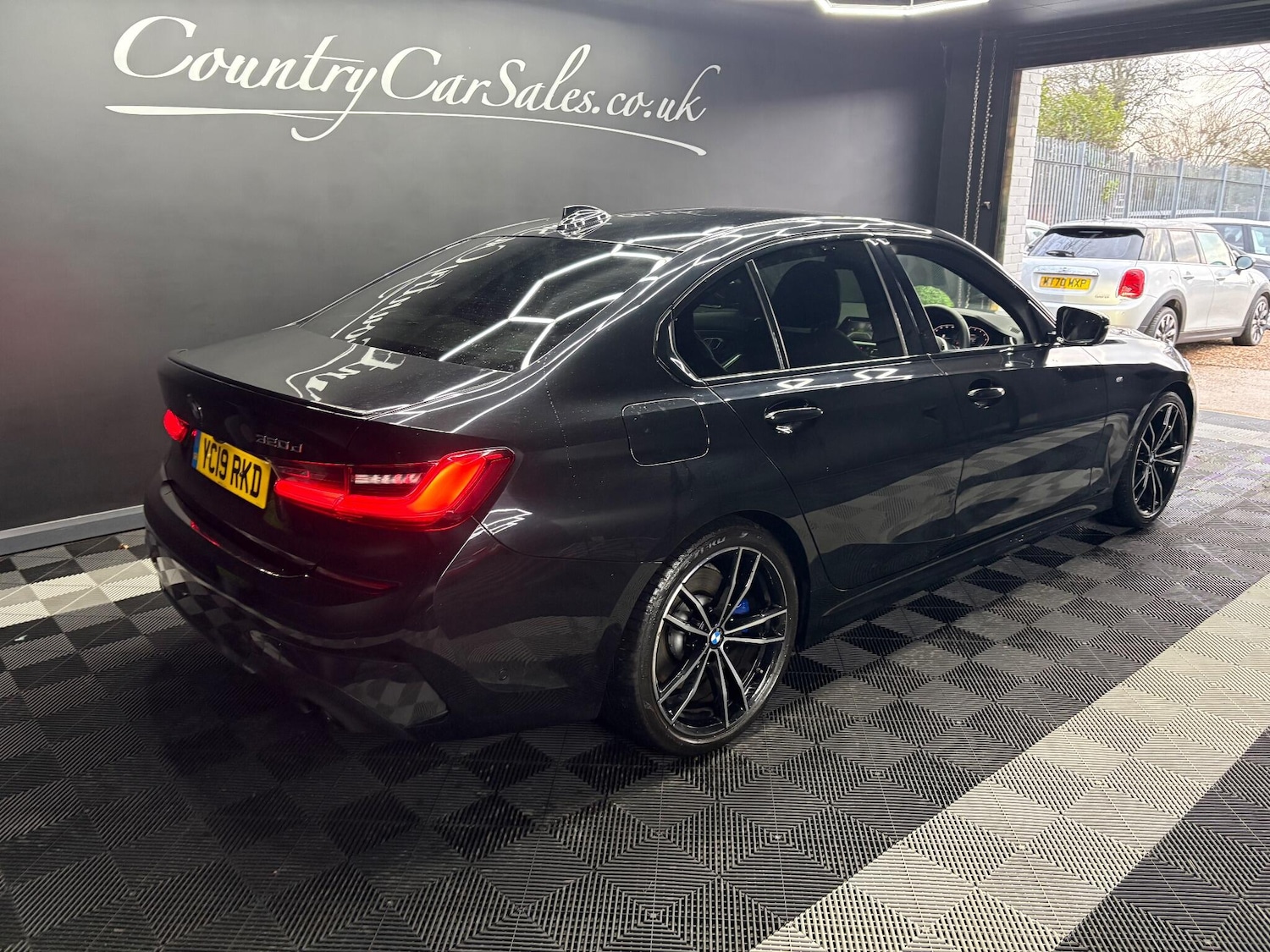 Used BMW 3 Series 2019 for sale - 77144488: Photo 3