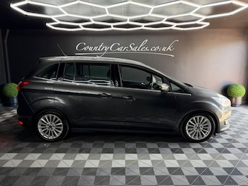 Used Ford Grand C-Max 2018 for sale - 79350502: Photo