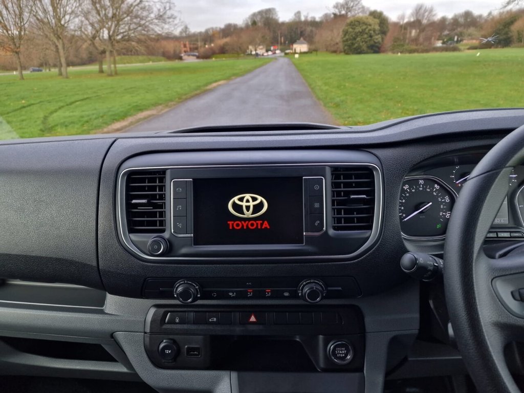 Used Toyota ProAce 2023 for sale - 76927558: Photo 12