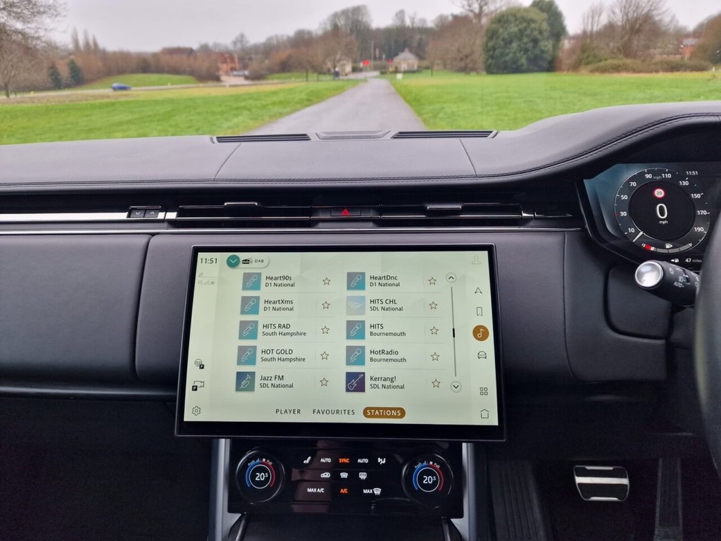 Used Land Rover Range Rover 2023 for sale - 76716252: Photo 15