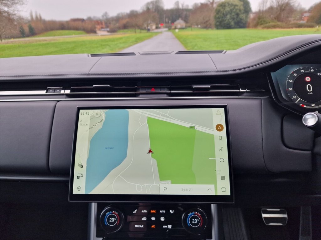 Used Land Rover Range Rover 2023 for sale - 76716252: Photo 16