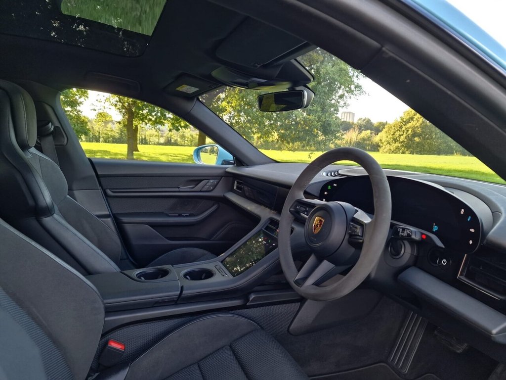 Used Porsche Taycan 2022 for sale - 76716298: Photo 9