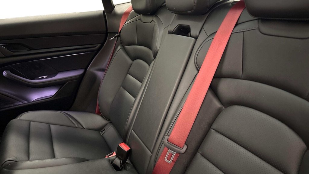 Used Porsche Taycan 2021 for sale - 77634571: Photo 5