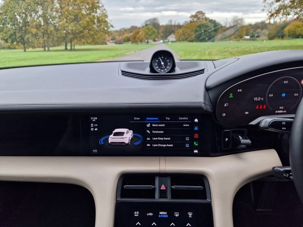 Used Porsche Taycan 2021 for sale - 76820472: Photo 20