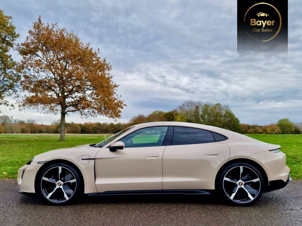 Used Porsche Taycan 2021 for sale - 76820472: Photo 4