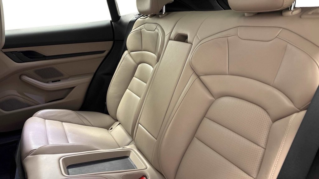 Used Porsche Taycan 2021 for sale - 78063464: Photo 5