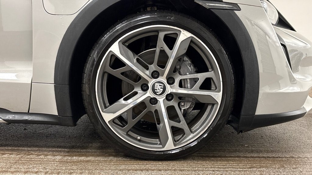 Used Porsche Taycan 2021 for sale - 78063464: Photo 7