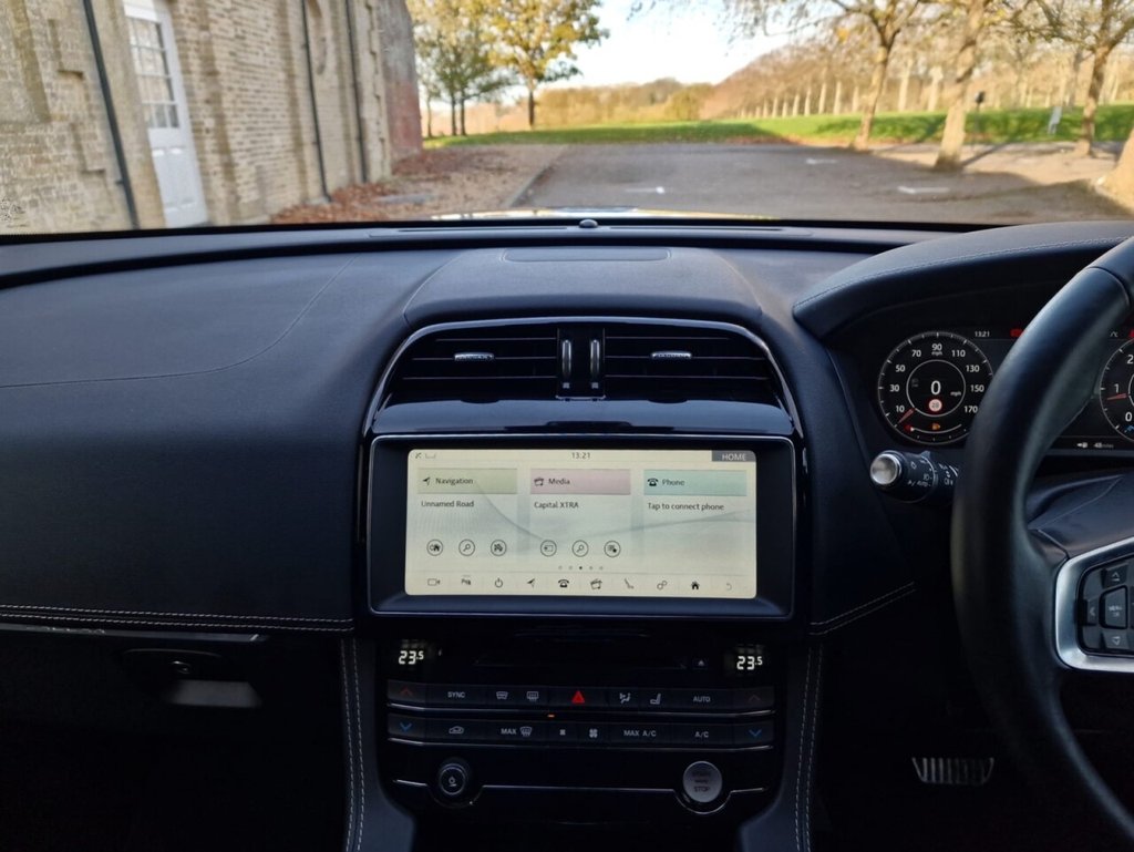 Used Jaguar F-Pace 2020 for sale - 76731210: Photo 16