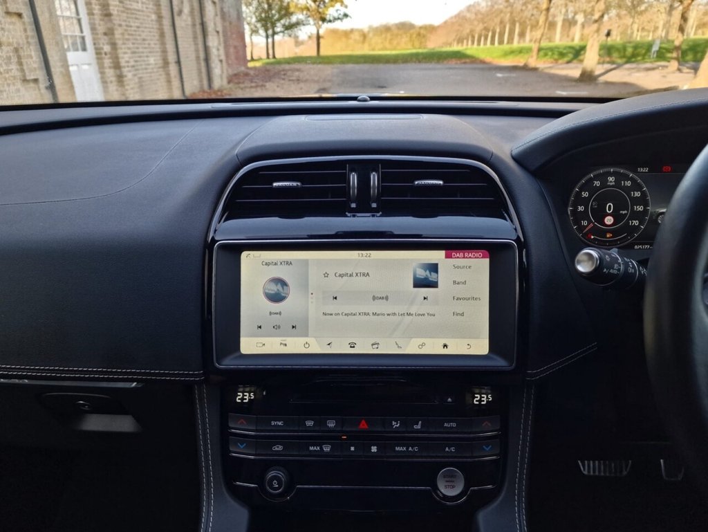 Used Jaguar F-Pace 2020 for sale - 76731210: Photo 17