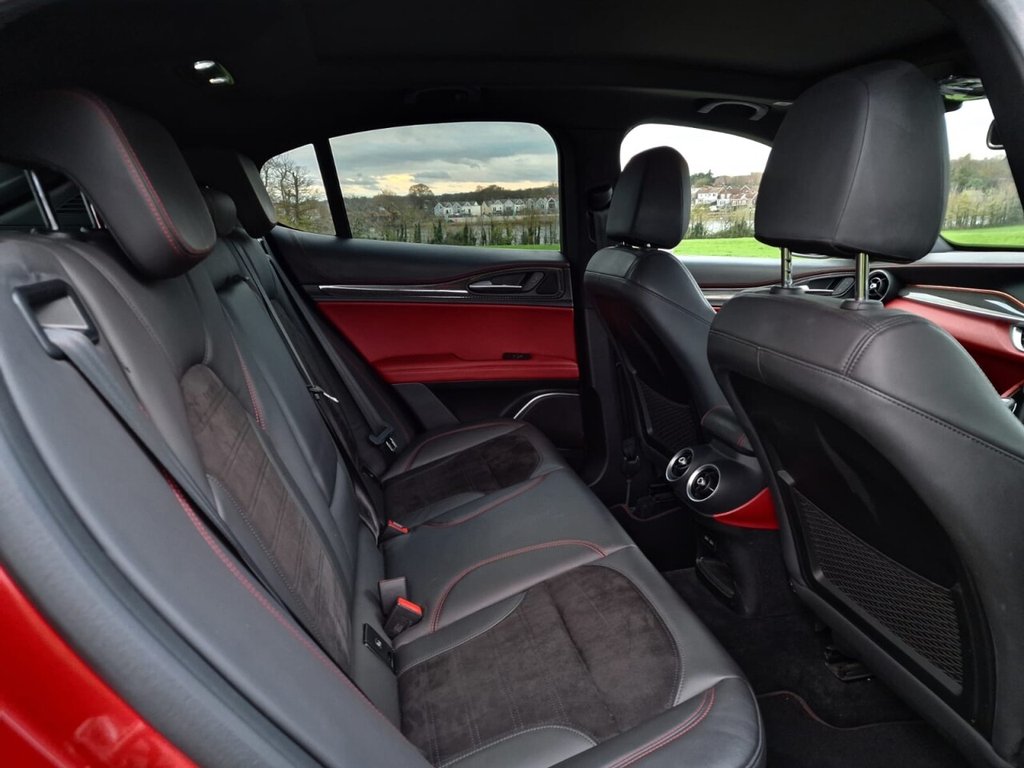 Used Alfa Romeo Stelvio 2018 for sale - 76716229: Photo 11