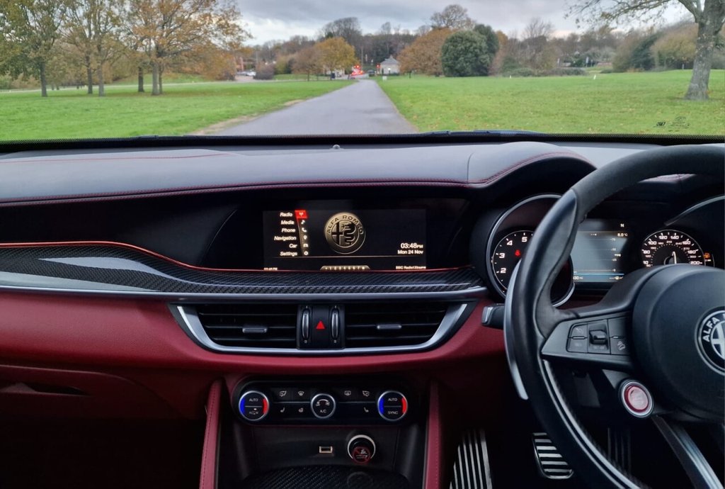 Used Alfa Romeo Stelvio 2018 for sale - 76716229: Photo 17