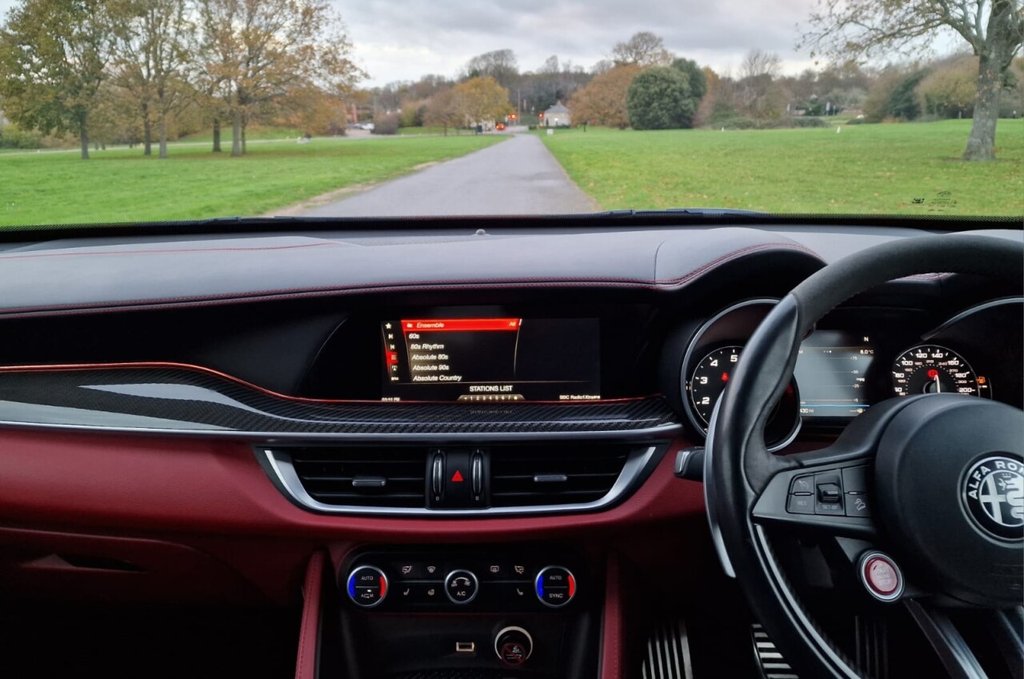 Used Alfa Romeo Stelvio 2018 for sale - 76716229: Photo 18