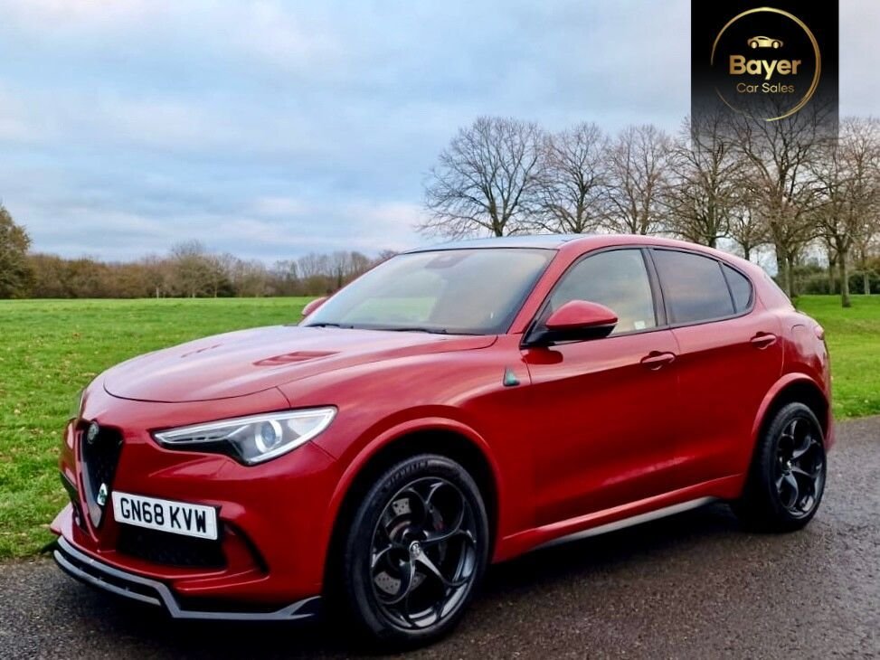 Used Alfa Romeo Stelvio 2018 for sale - 76716229: Photo 2
