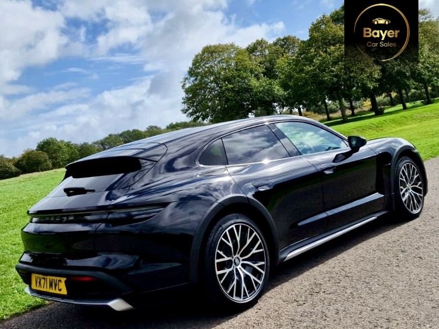 Used Porsche Taycan 2021 for sale - 76716295: Photo 24