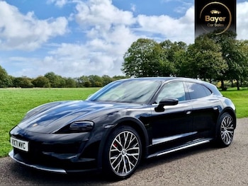 Used Porsche Taycan 2021 for sale - 76716295: Photo