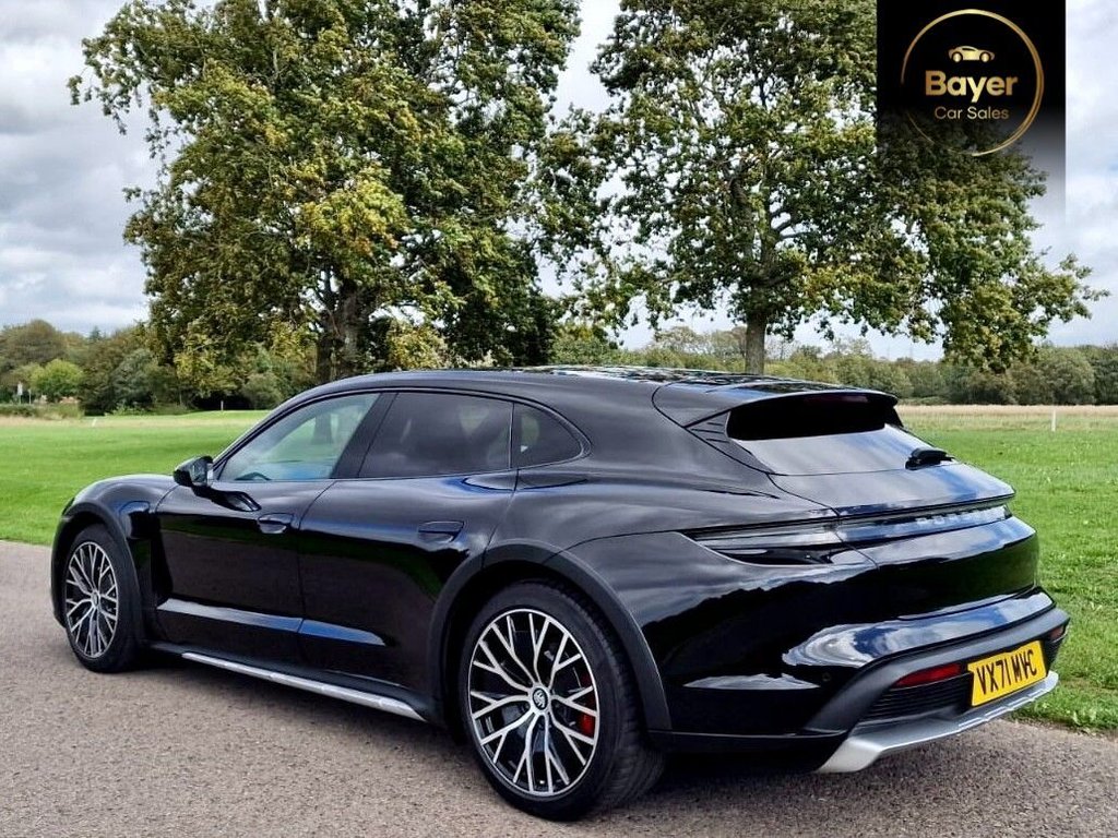 Used Porsche Taycan 2021 for sale - 76716295: Photo 6