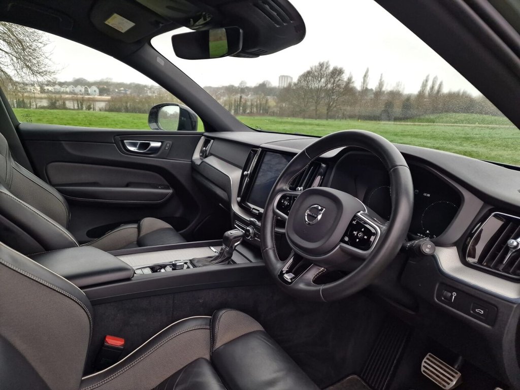 Used Volvo XC60 2020 for sale - 77697890: Photo 10