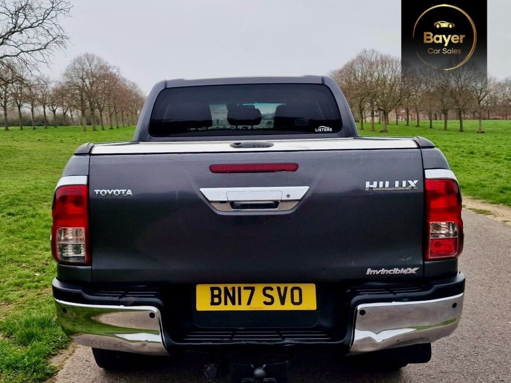 Used Toyota Hilux 2017 for sale - 77786012: Photo 16