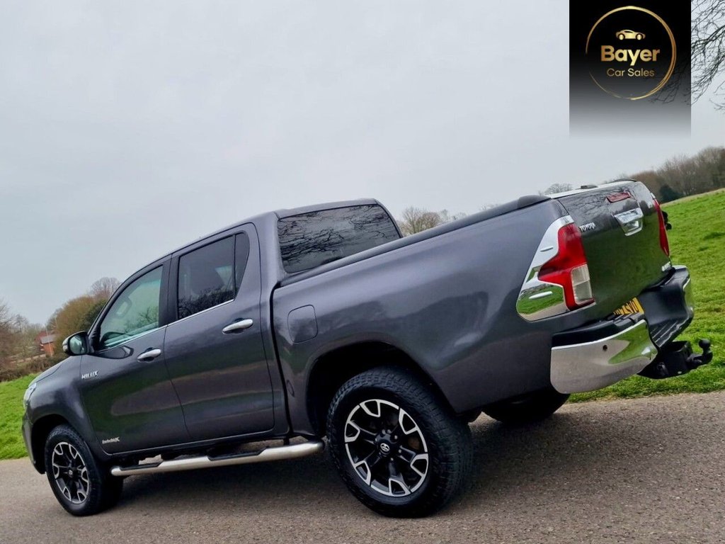 Used Toyota Hilux 2017 for sale - 77786012: Photo 20