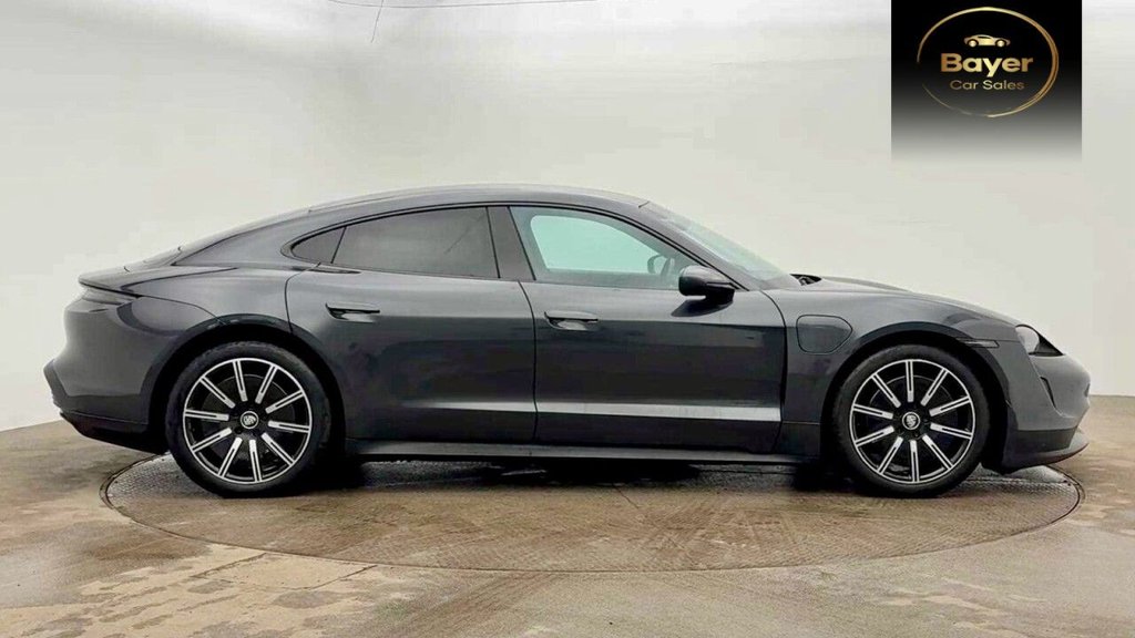 Used Porsche Taycan 2021 for sale - 78172502: Photo 2