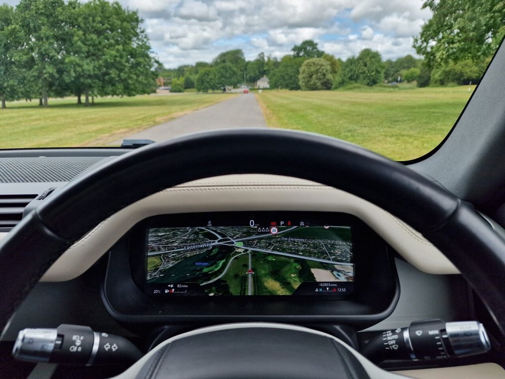 Used Land Rover Defender 2021 for sale - 76716268: Photo 12