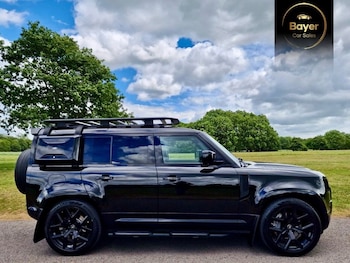 Used Land Rover Defender 2021 for sale - 76716268: Photo