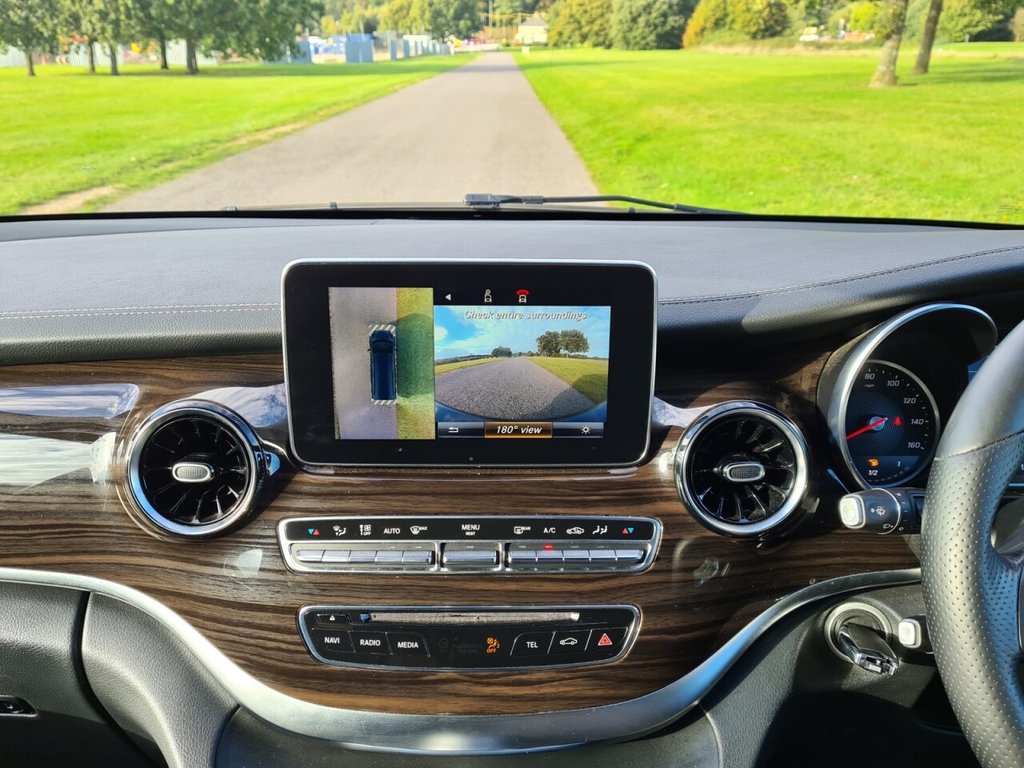 Used Mercedes-Benz V-Class 2019 for sale - 76716240: Photo 14