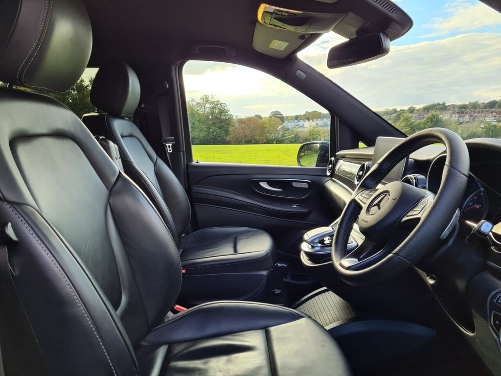 Used Mercedes-Benz V-Class 2019 for sale - 76716240: Photo 8