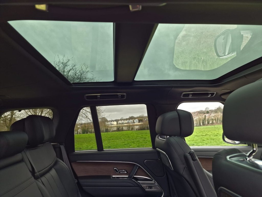 Used Land Rover Range Rover 2025 for sale - 77685331: Photo 13