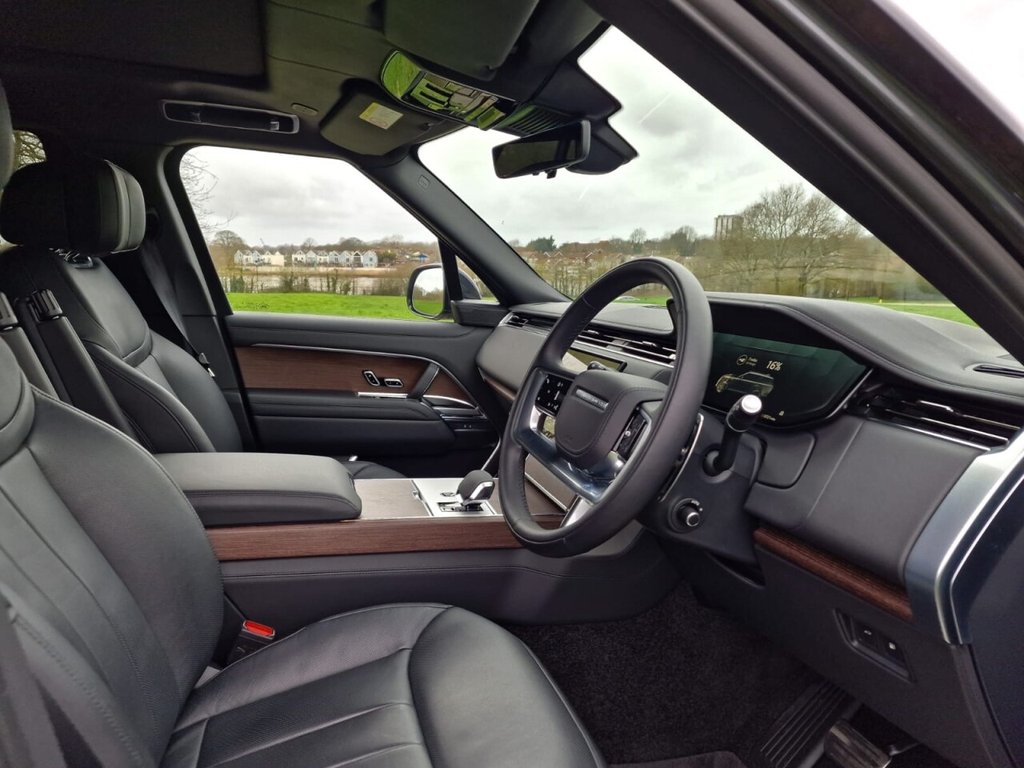 Used Land Rover Range Rover 2025 for sale - 77685331: Photo 7